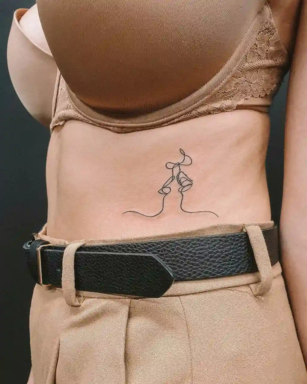 Line Art Tattoo on Waist