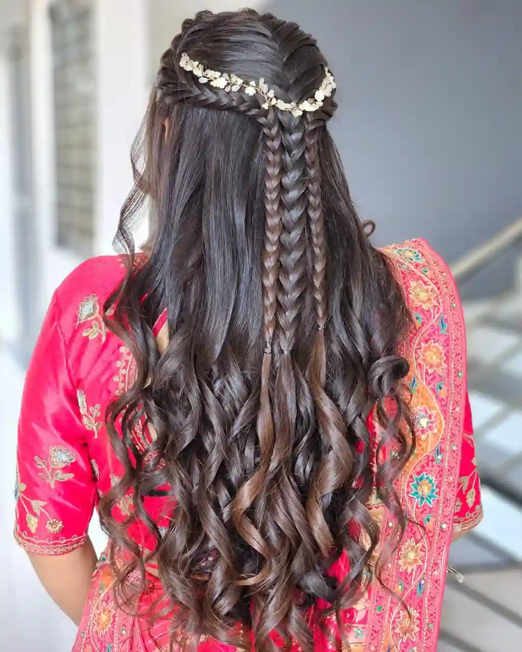 Floral Half-Up Curly Bridal Style