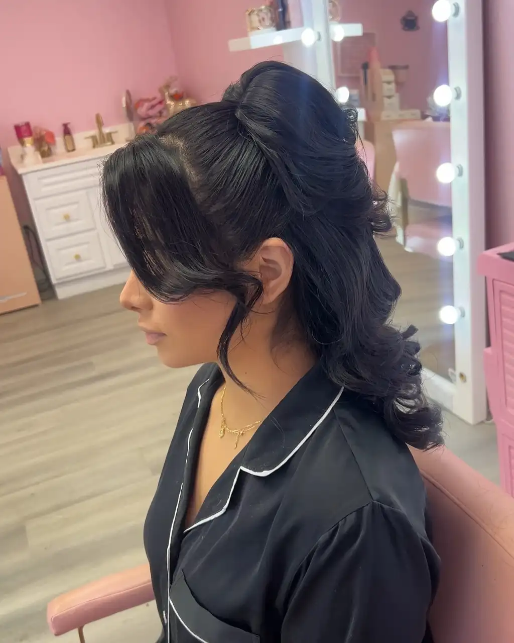 Elegant Half-Up Curly Ponytail