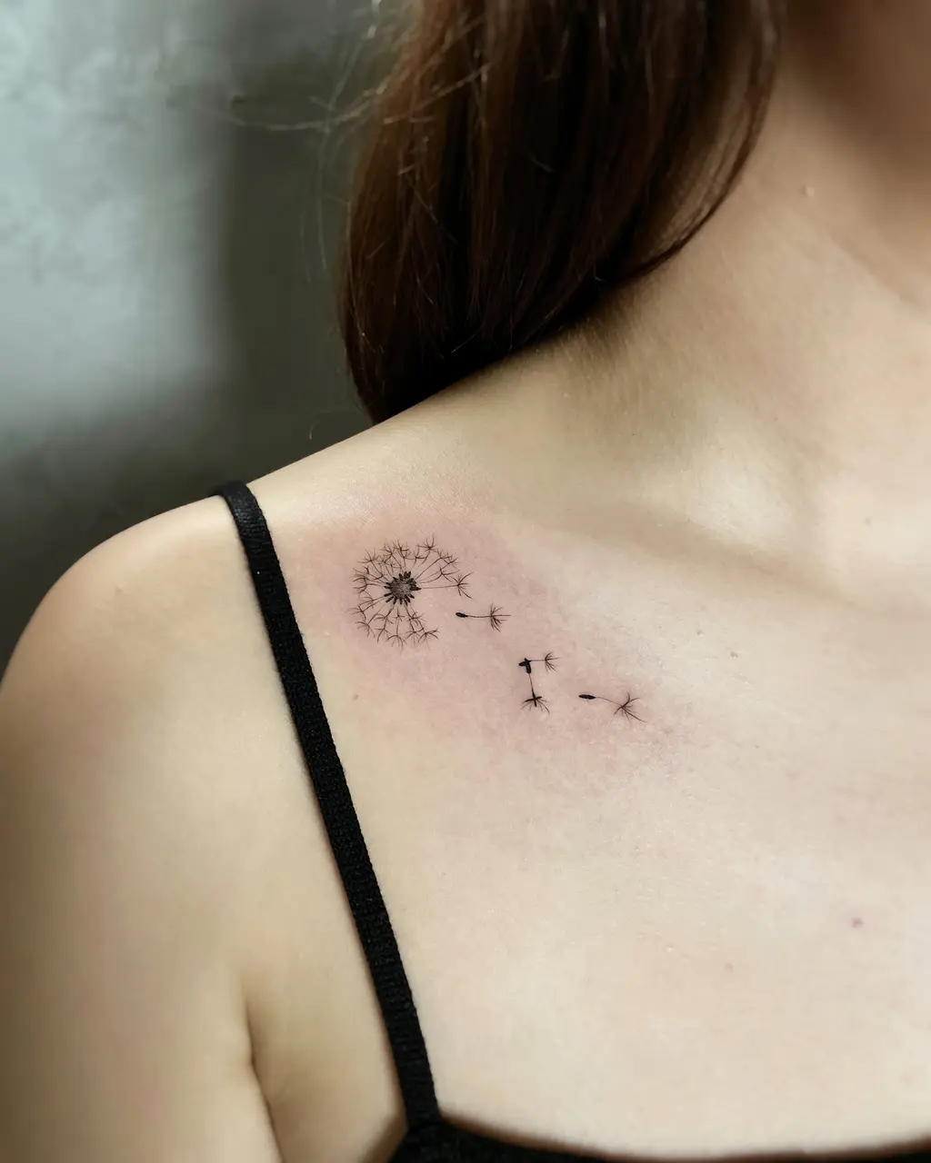 Wind Dandelion Collarbone Tattoos for Women