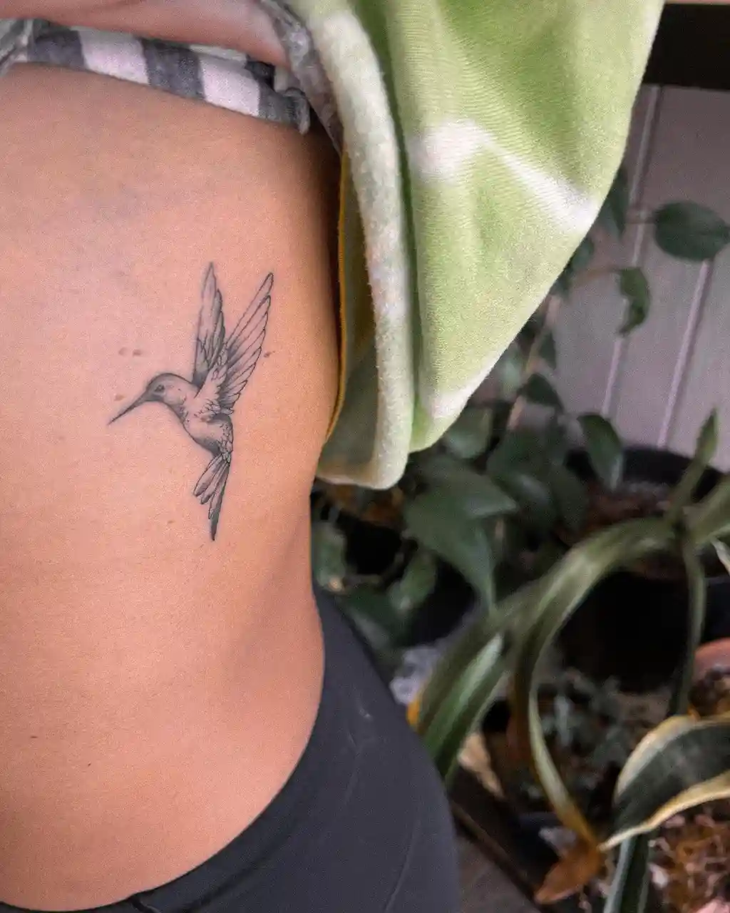 Graceful Hummingbird Rib Tattoos for Women