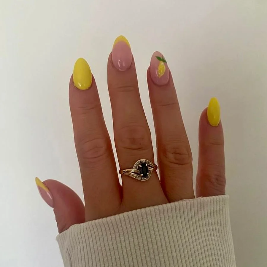 Lemon Pop Summer Nails
