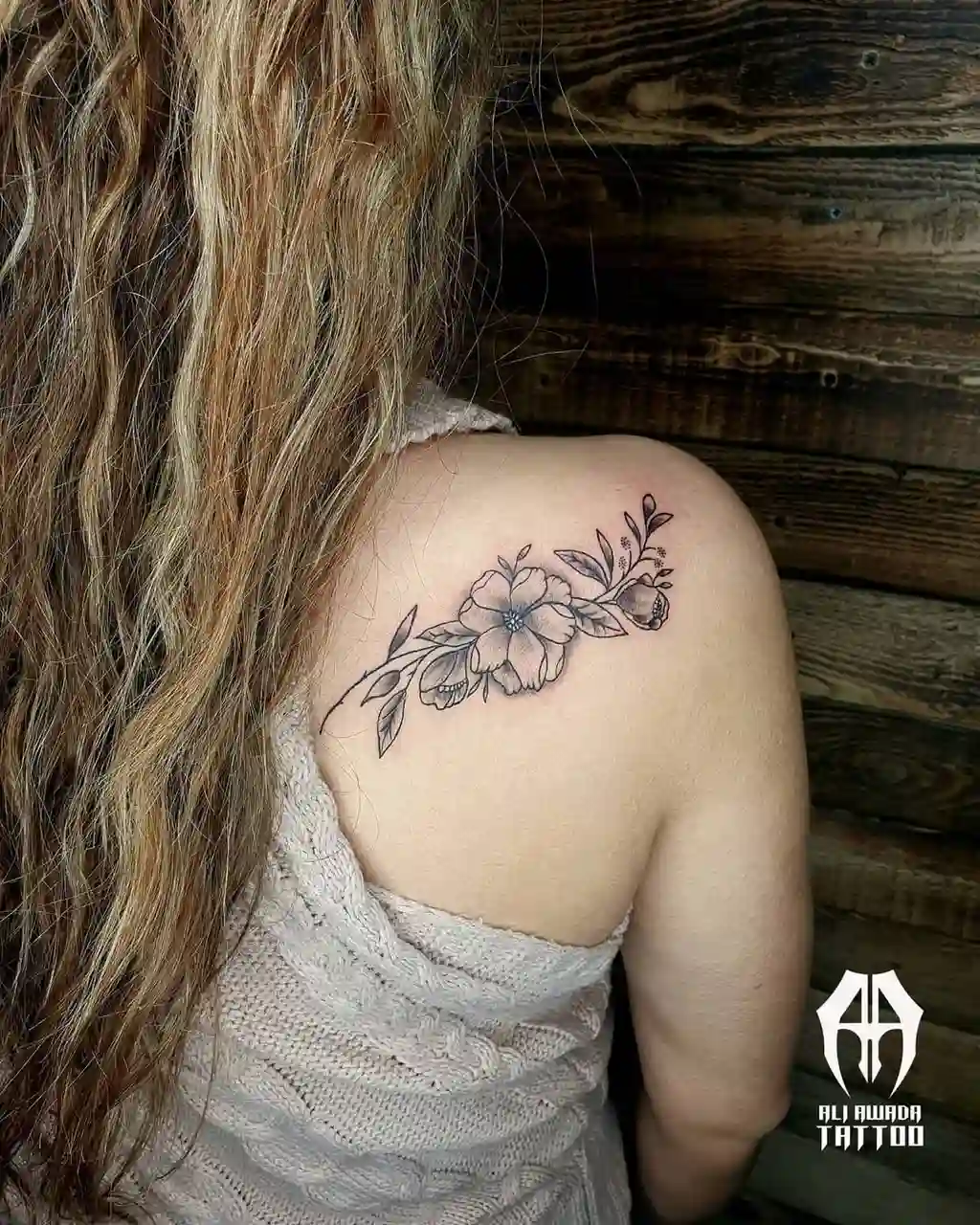 Floral Back Shoulder Tattoos for Women