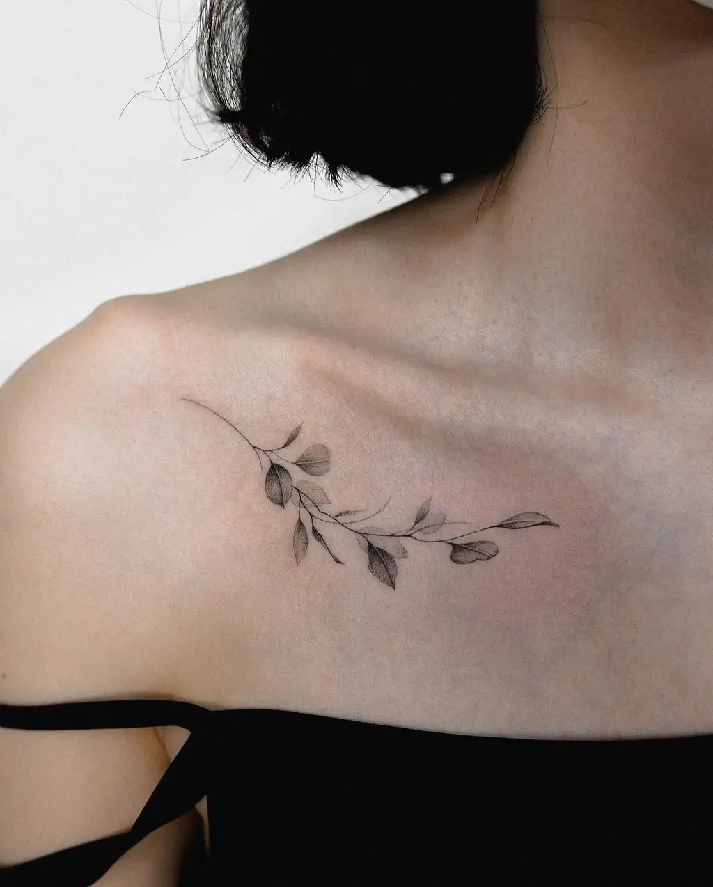 Shaded Leaves Collarbone Tattoos for Women