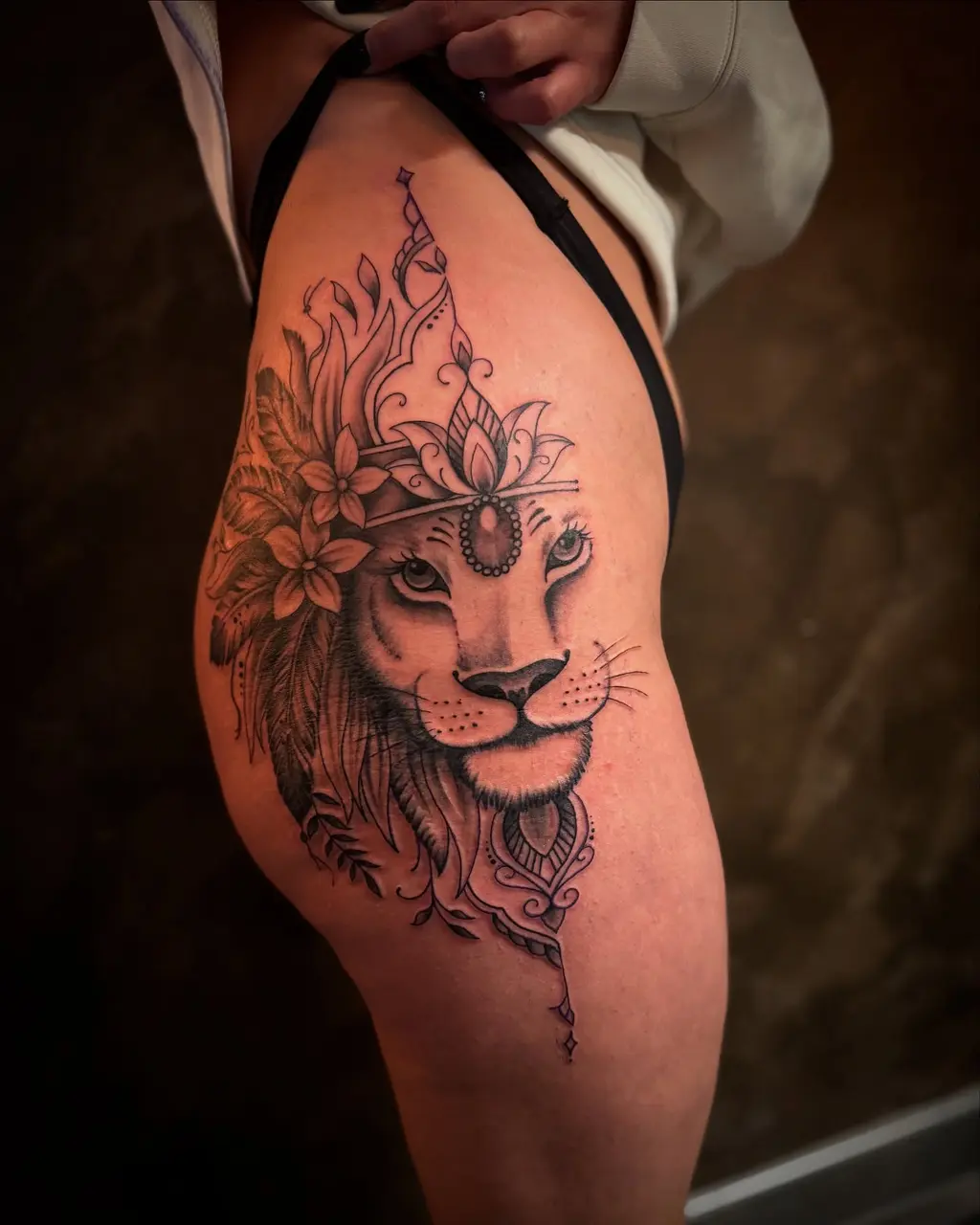 Royal Lion Crowned Hip Tattoos Women