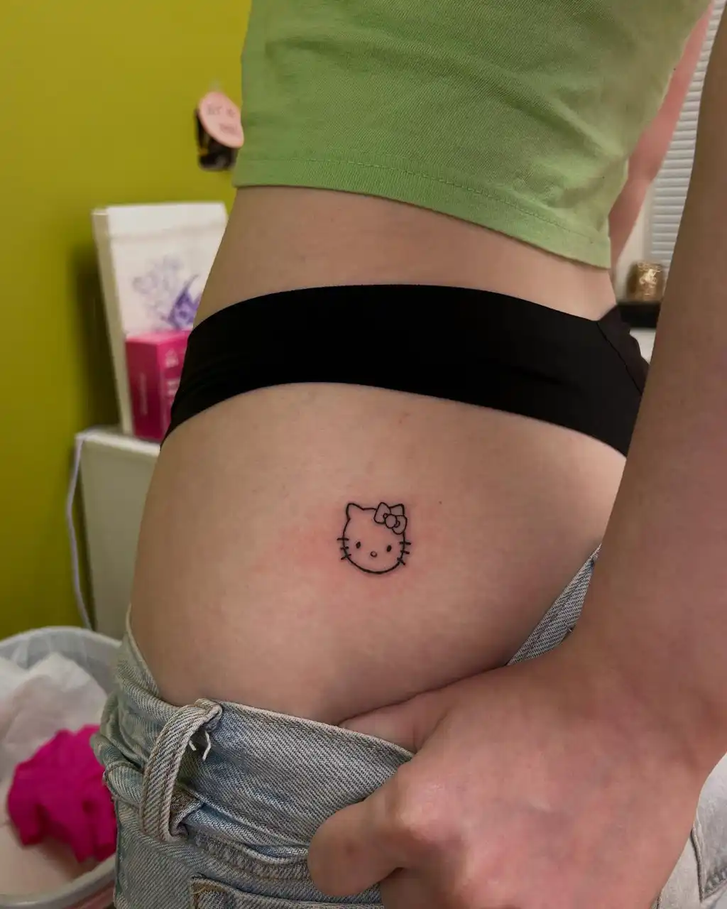 Hello Kitty Miniature Hip Tattoos Women