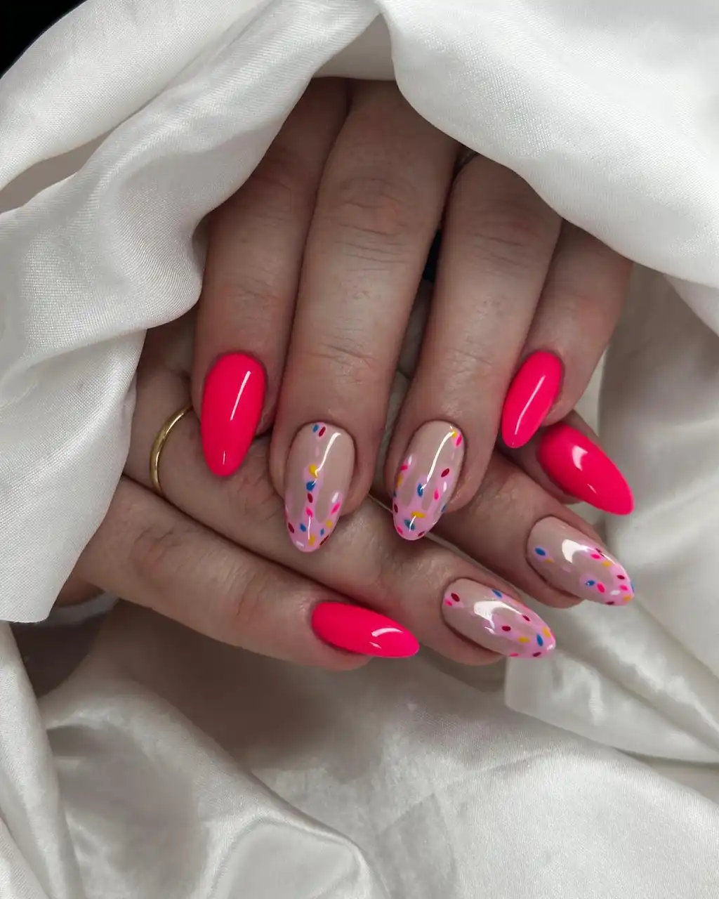 Confetti Pop Summer Nails