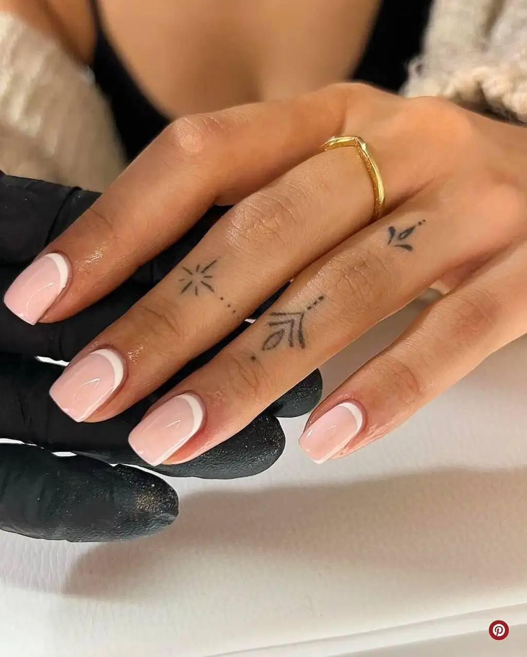 Decorative Finger Tattoos for Women